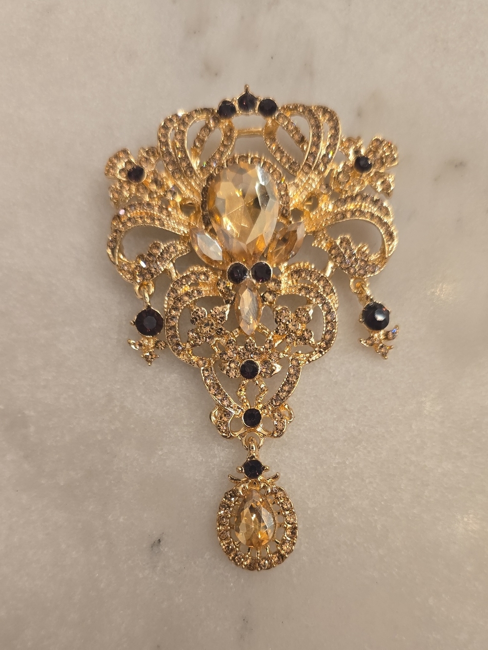 NWOT Aratta Elegant Brooch